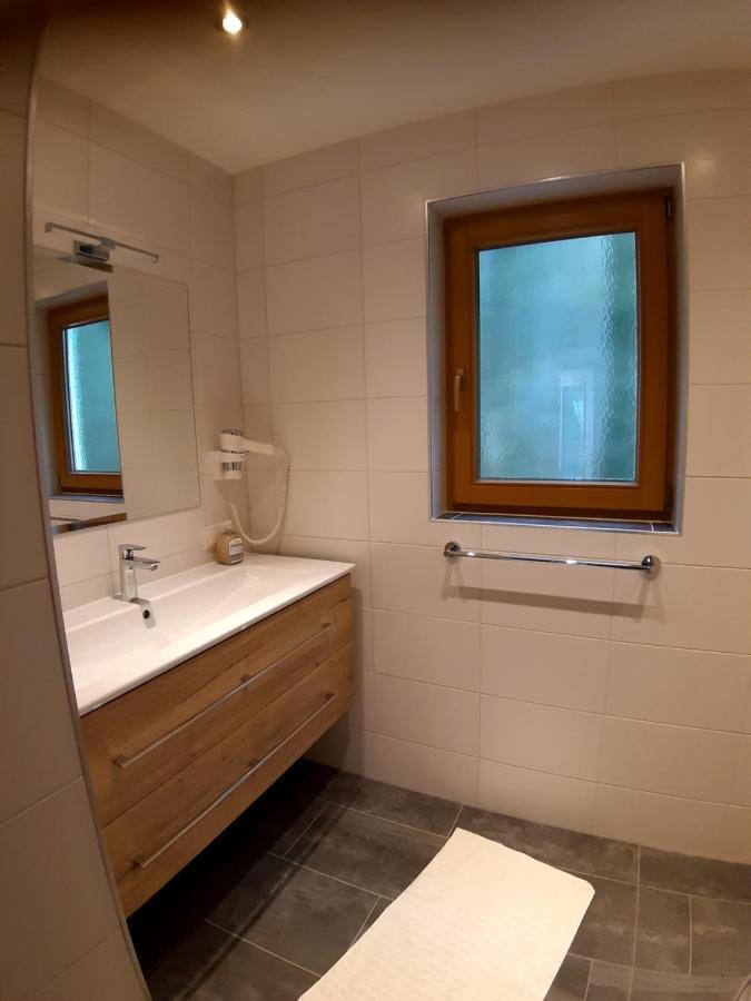 Tropper Apartment แกร์โลสแบร์ก ภายนอก รูปภาพ