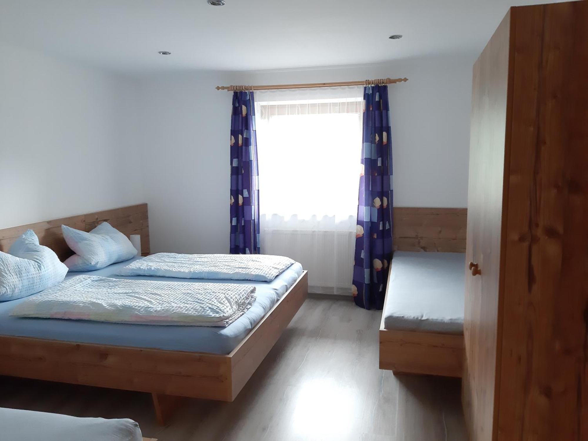 Tropper Apartment แกร์โลสแบร์ก ภายนอก รูปภาพ
