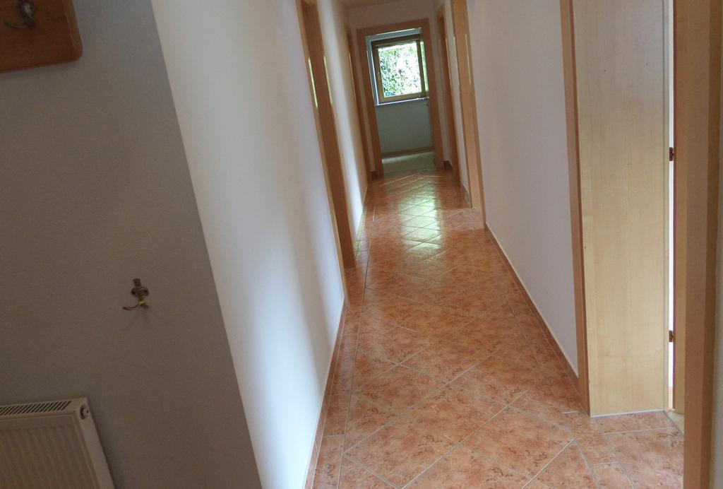 Tropper Apartment แกร์โลสแบร์ก ภายนอก รูปภาพ